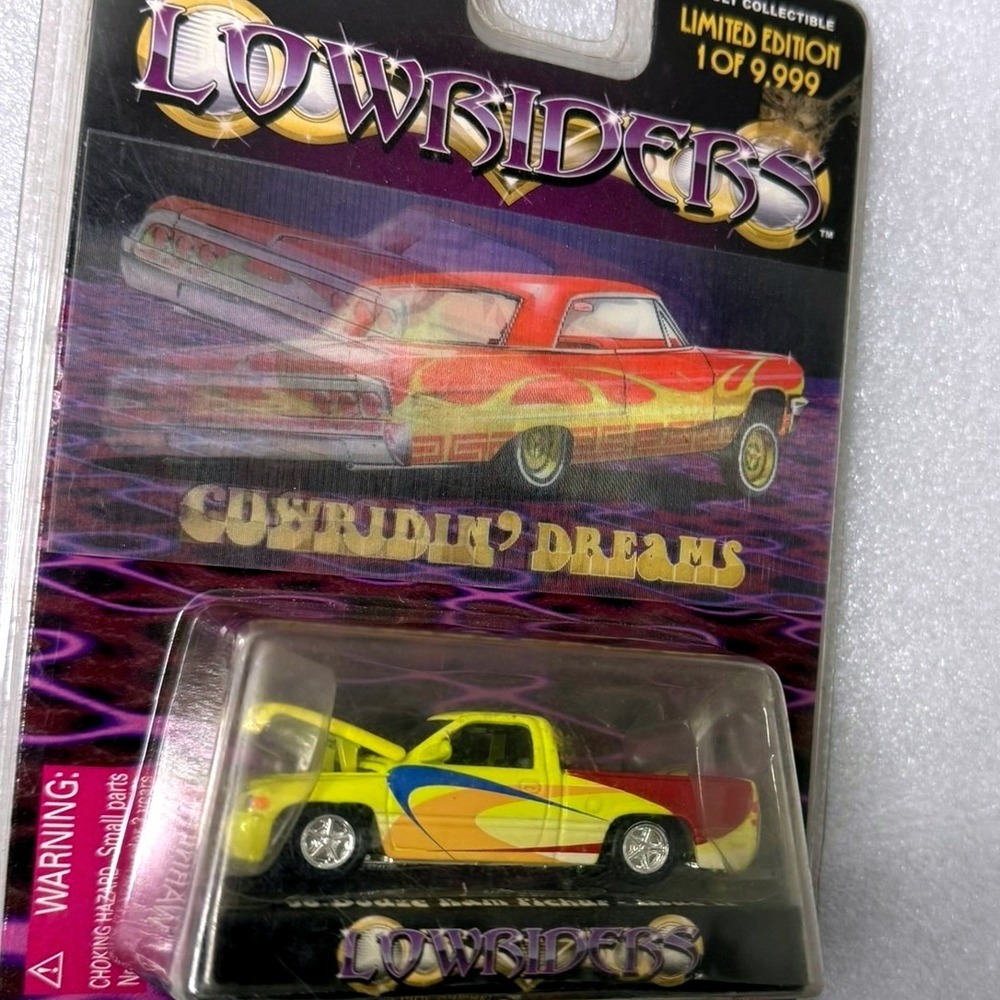 Vintage Racing Champions Lowriders 96 Dodge Ram Pickup Issue II 1/64 Limited New